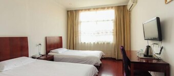 Yuzhou Business Hotel