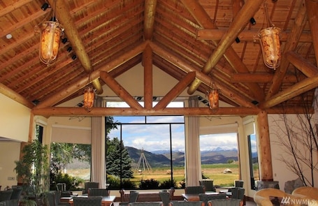 Meeting facility. Casia Lodge and Ranch