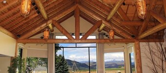 Casia Lodge and Ranch