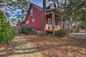 Exterior - Cozy Southern Pines Retreat 1 Mi to Downtown! (Southern Pines)