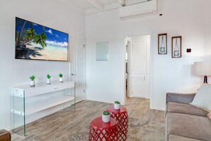 TV connectée, médiathèque, vidéothèque, imprimantes