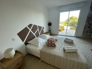 3 bedrooms, iron/ironing board, travel cot, WiFi