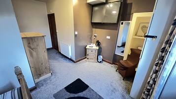 Wifi gratis y ropa de cama