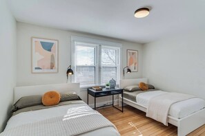 2 Schlafzimmer, Bügeleisen/Bügelbrett, Reisekinderbett, WLAN