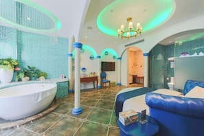 Room - Xiaowang Kingdom Theme Hotel (Shiyan Railway Station North Square Beijing South Road Branch) (Shiyan)