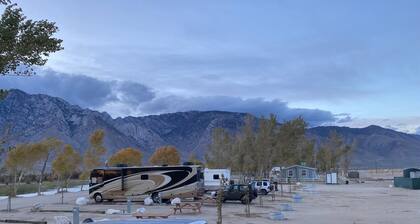 Near Mt. Whitney Lakeside RV site#14 Lake Olancha