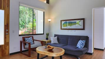 Comfort Villa | Living area | 52-inch Smart TV with digital channels, TV