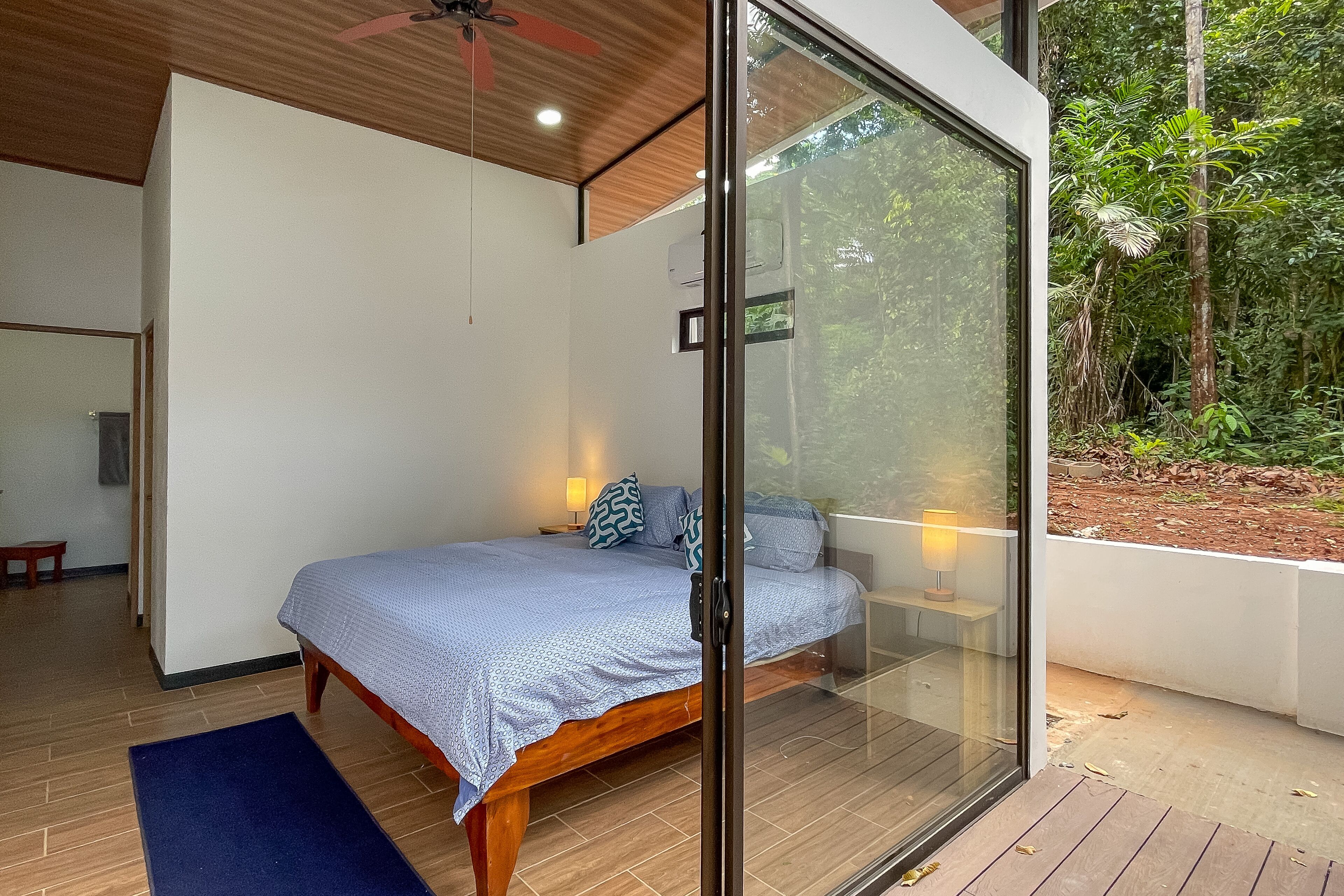 Comfort Villa | Free WiFi, bed sheets