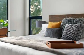 4 bedrooms, desk, iron/ironing board, travel cot