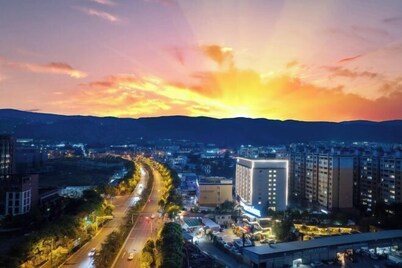 Kunming Panlong Days Inn Selected Wyndham Hotel (Agricultural University Branch)