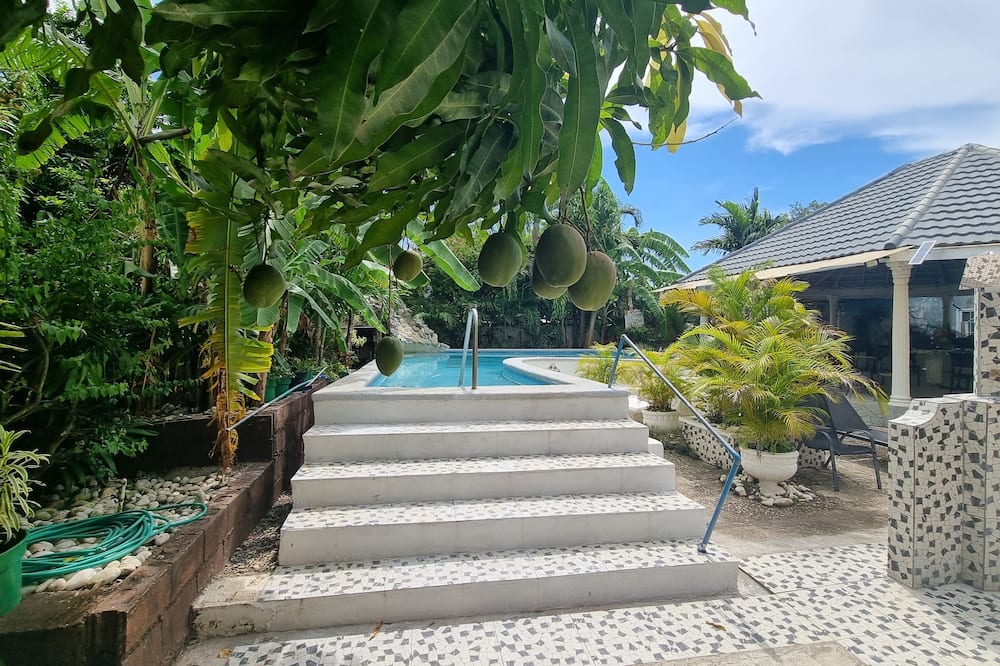 Little Savoy Guest House