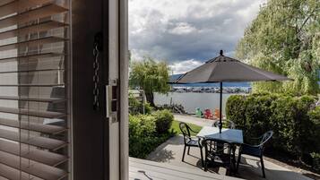 Three Bedroom Townhome, Beach Front | Lake view