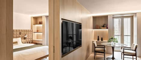 Suite | 1 bedroom, premium bedding, down duvets, pillow-top beds