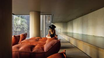 Indoor pool, pool loungers
