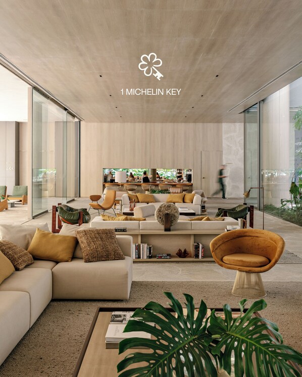 Sala de estar en el lobby