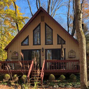Exterior - Chalet in Gold Star Community w/Resort Amenities (Pocono Lake)