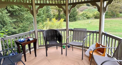 Large Home In Great Valley