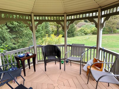 Large Home In Great Valley