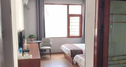 Mouding Minghuang Hotel