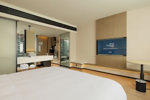 Down duvets, in-room safe, blackout curtains, soundproofing - Fairfield by Marriott Lijiang Ancient Town (Lijiang)