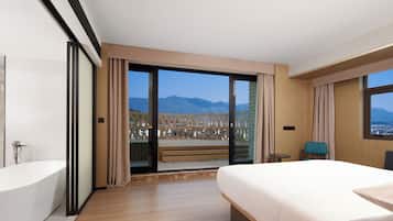 Suite, 1 King Bed, City View | Terrace/patio
