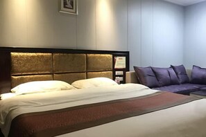 Room - Chongqing Hotel (Qinglong)