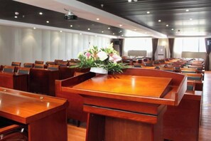 Unclassified image, 3 of 89, button - Dongjiangyuan Hotel (Zixing Dongjiang Lake) (Zixing)