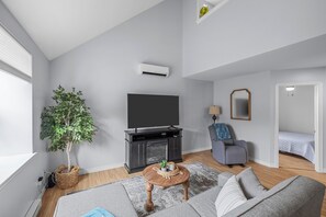 2 chambres, bureau, Wi-Fi, draps fournis