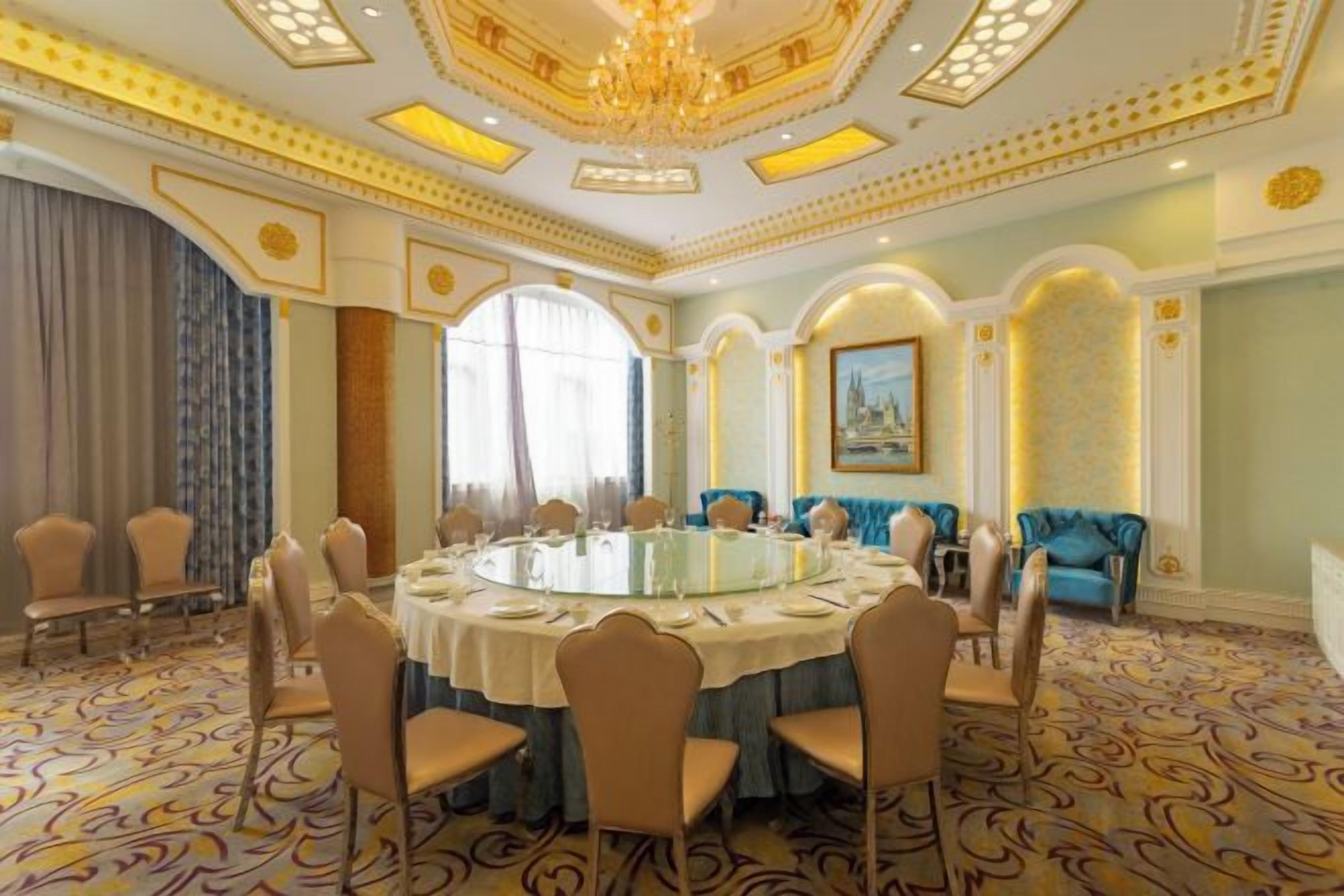 Banquet hall