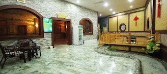 Dongfang Hotel