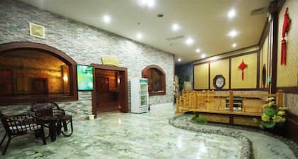 Dongfang Hotel