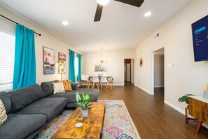 TV, fireplace, offices - Old Town Stunner Bocce Backyard w/Free Heated Pool (Scottsdale)