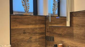 Hårtørrer, håndklæder