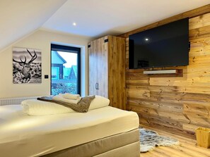 3 間睡房、熨斗/熨衫板、Wi-Fi、床單