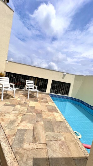 Indoor pool - Triplex Penthouse - Enseada Guarujá (Guarujá)