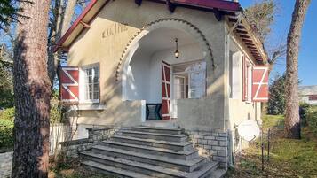 DĂ©tail de lâextĂ©rieur