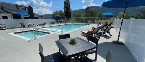 Indoor pool, outdoor pool