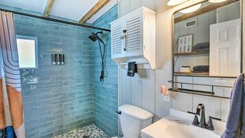 Hair dryer, towels