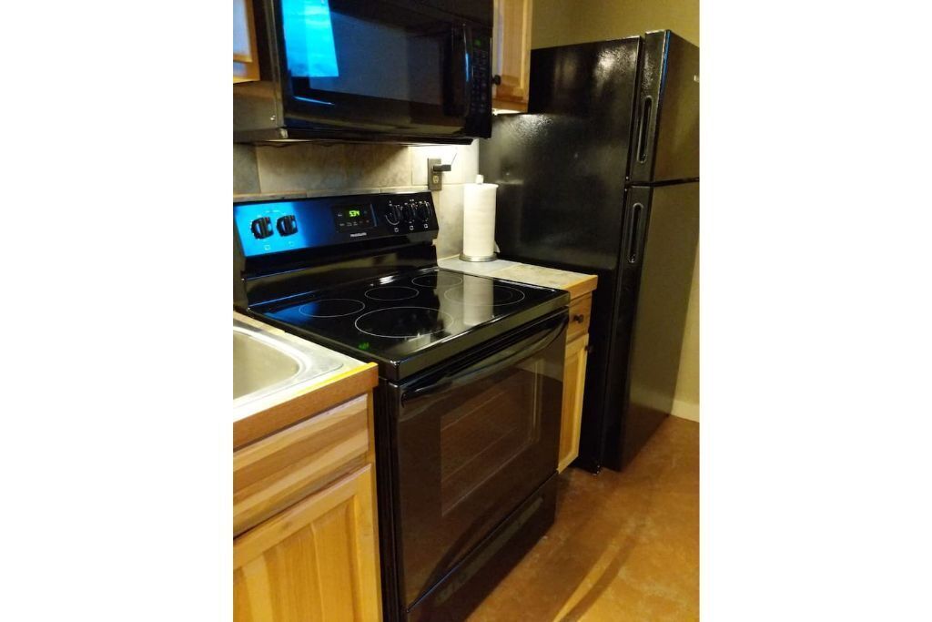 #3-NEW Private HotTub-My Spare Cottages-Near Tahoe