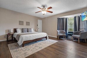 4 dormitorios, escritorio, tabla de planchar con plancha y wifi gratis