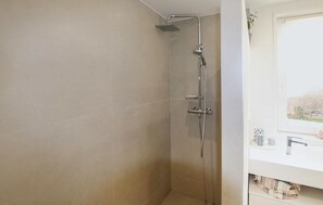 Badekar, hårtørrer