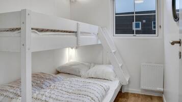 2 bedrooms, free WiFi