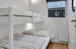 2 bedrooms, free WiFi