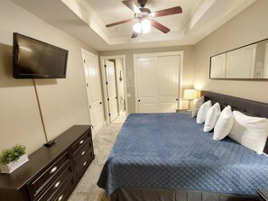2 chambres, fer et planche à repasser, Wi-Fi gratuit, draps fournis