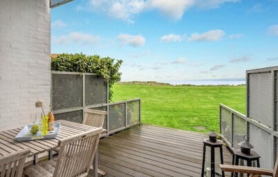 Gorgeous apartment in Ebeltoft with sauna
