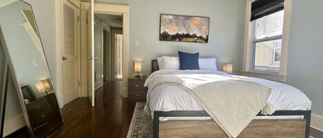 3 bedrooms, desk, iron/ironing board, WiFi