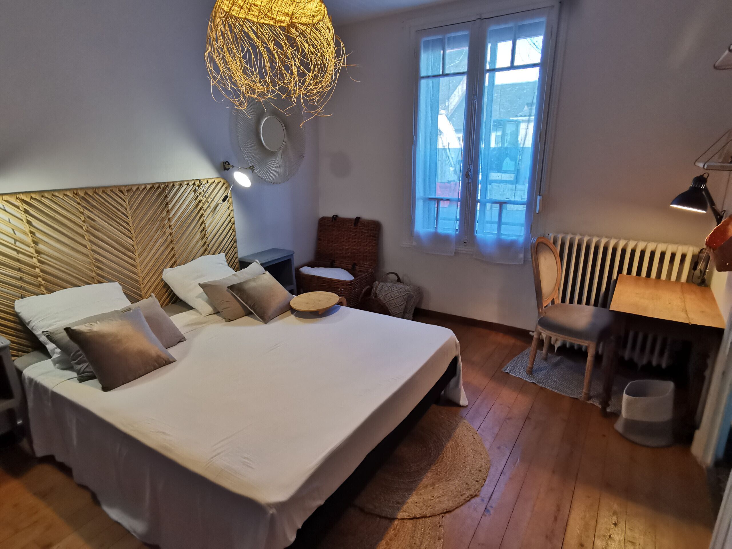 2 chambres, fer et planche à repasser, Wi-Fi gratuit, draps fournis