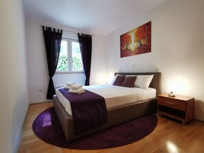 2 Schlafzimmer, Bügeleisen/Bügelbrett, WLAN, Bettwäsche