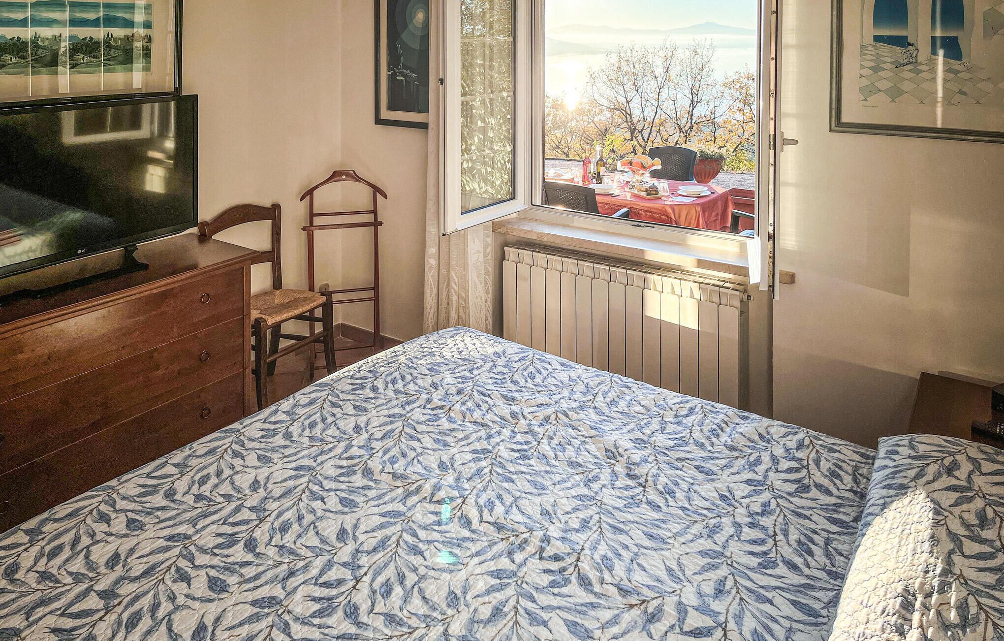 2 Schlafzimmer, Reisekinderbett, kostenloses WLAN, Bettwäsche