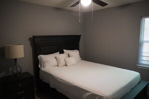 3 bedrooms, free WiFi, bed sheets